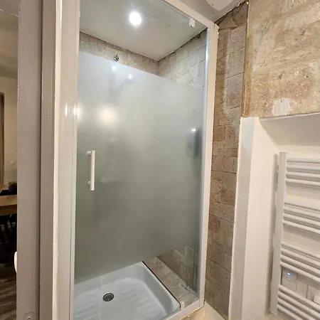 Apartment 2 Chambres, Cuisine Equipee *