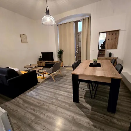 Apartment 2 Chambres, Cuisine Equipee *